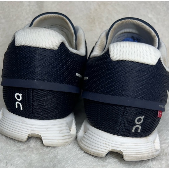 Men’s size 11 On Cloud 5’s - Picture 5 of 7